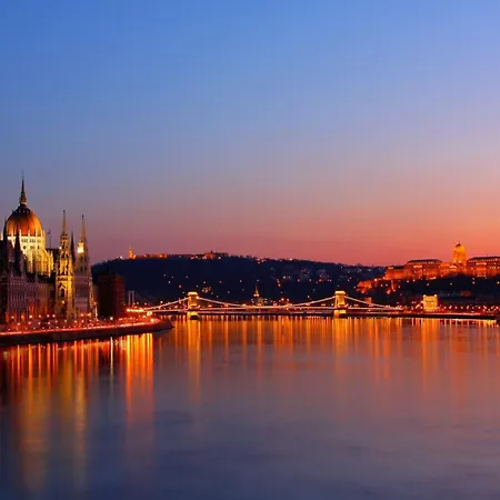 Little Americas Opera Apartmán Budapešť