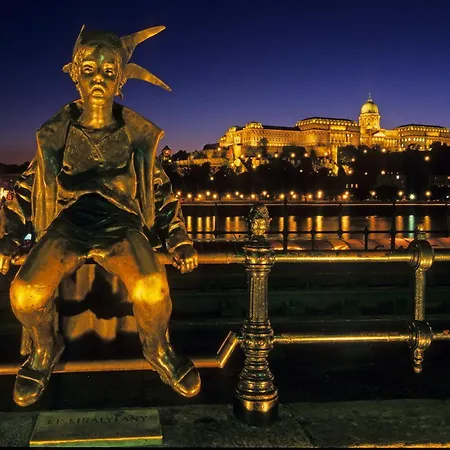 Little Americas Opera Apartmán