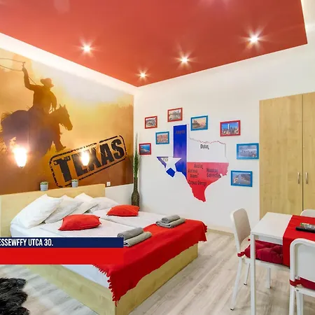 Little Americas Opera Budapešť