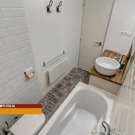 Little Americas Opera Apartmán