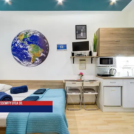 Little Americas Opera Budapešť