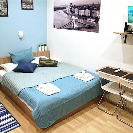 Little Americas Opera Budapesta