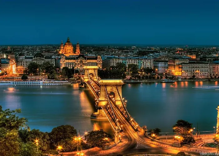 Little Americas Opera Apartament