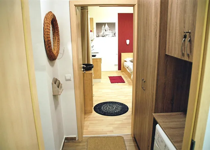 Little Americas Opera * Budapesta